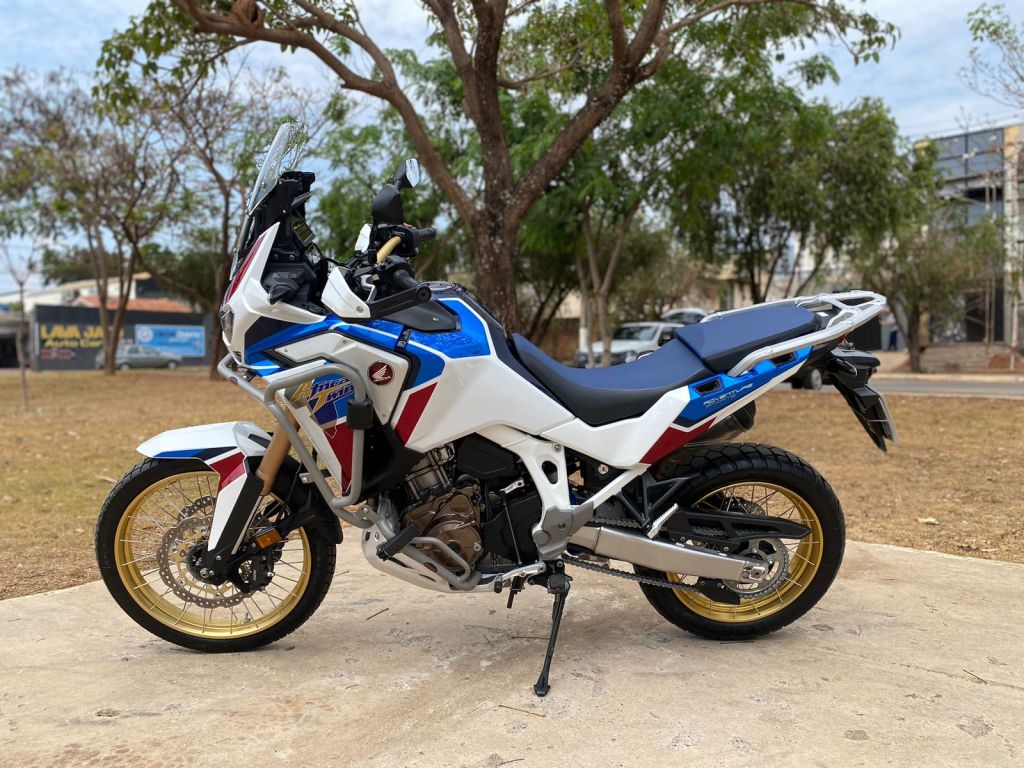 Honda AFRICA TWIN  2022/2022 - Chibiu Motos - Motos Nacionais e Importadas, Oficina Especializada, Loja de PeÃ§as, AcessÃ³rios e Boutique - Patos de Minas/MG