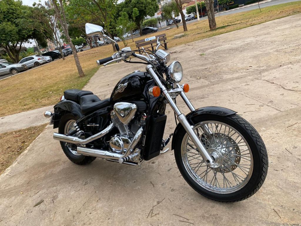 Honda SHADOW 600 2004/2004 - Chibiu Motos - Motos Nacionais e Importadas, Oficina Especializada, Loja de PeÃ§as, AcessÃ³rios e Boutique - Patos de Minas/MG