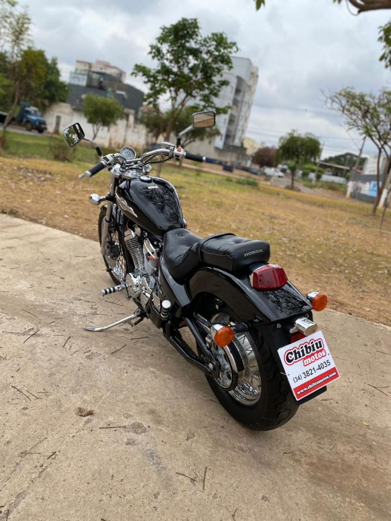 Honda SHADOW 600 2004/2004 - Chibiu Motos - Motos Nacionais e Importadas, Oficina Especializada, Loja de PeÃ§as, AcessÃ³rios e Boutique - Patos de Minas/MG