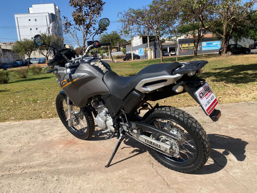 Yamaha Tenere 250 2015/2016 - Chibiu Motos - Motos Nacionais e Importadas, Oficina Especializada, Loja de PeÃ§as, AcessÃ³rios e Boutique - Patos de Minas/MG