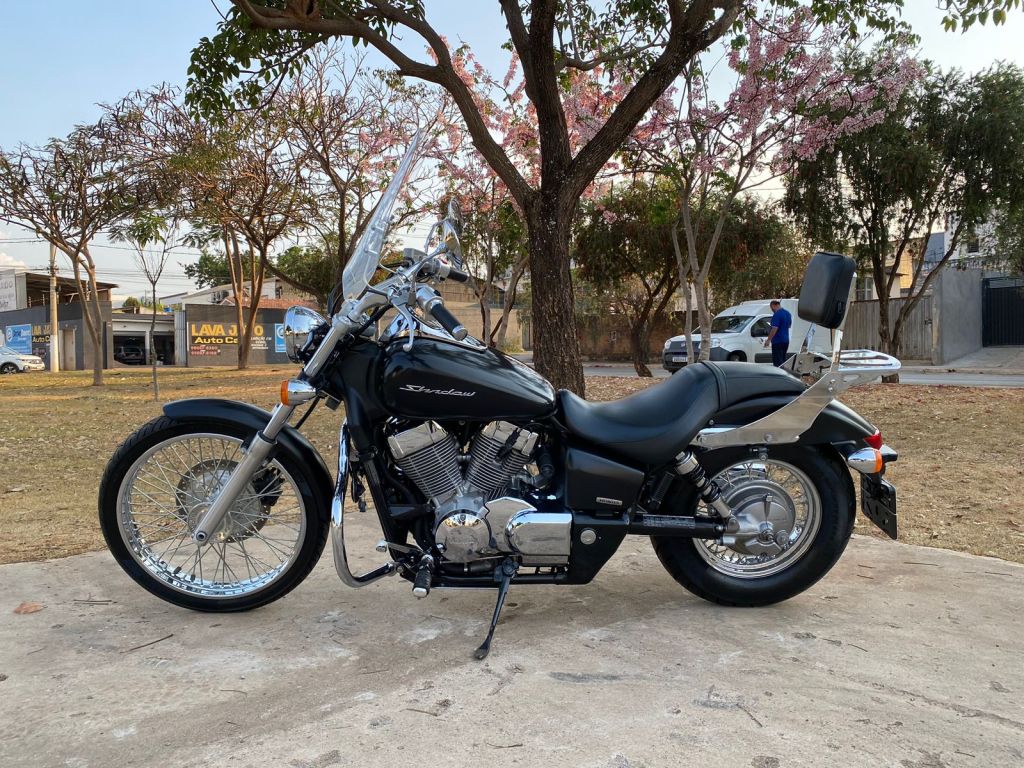 Honda Shadow 2013/2013 - Chibiu Motos - Motos Nacionais e Importadas, Oficina Especializada, Loja de PeÃ§as, AcessÃ³rios e Boutique - Patos de Minas/MG