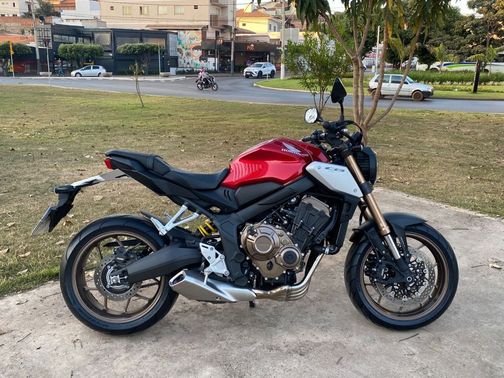 Honda CB 650 R 2022/2022 - Chibiu Motos - Motos Nacionais e Importadas, Oficina Especializada, Loja de PeÃ§as, AcessÃ³rios e Boutique - Patos de Minas/MG