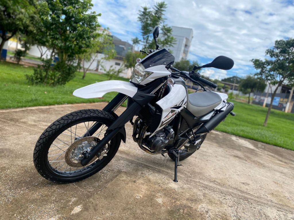 Yamaha XT 660R 2015/2016 - Chibiu Motos - Motos Nacionais e Importadas, Oficina Especializada, Loja de PeÃ§as, AcessÃ³rios e Boutique - Patos de Minas/MG