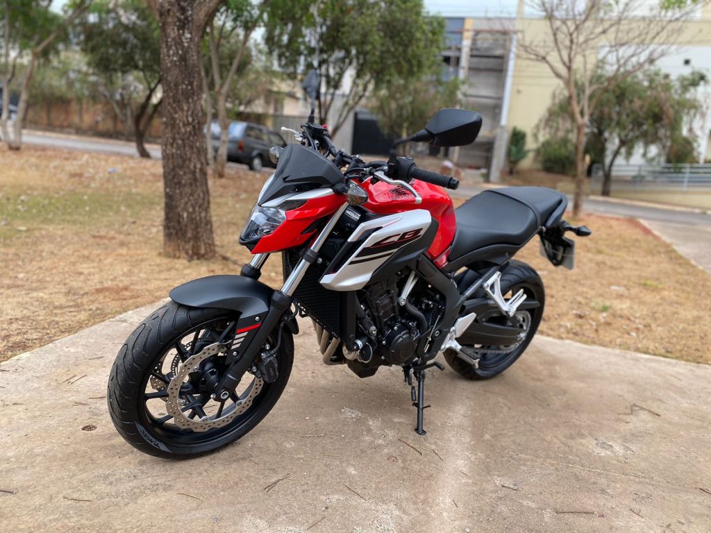 Honda CB 650 F  2018/2018 - Chibiu Motos - Motos Nacionais e Importadas, Oficina Especializada, Loja de PeÃ§as, AcessÃ³rios e Boutique - Patos de Minas/MG