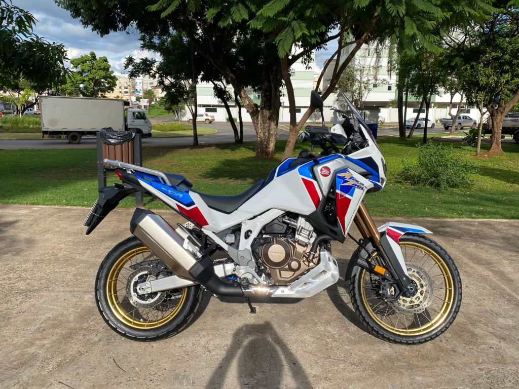 Honda AFRICA TWIN  2022/2022 - Chibiu Motos - Motos Nacionais e Importadas, Oficina Especializada, Loja de PeÃ§as, AcessÃ³rios e Boutique - Patos de Minas/MG