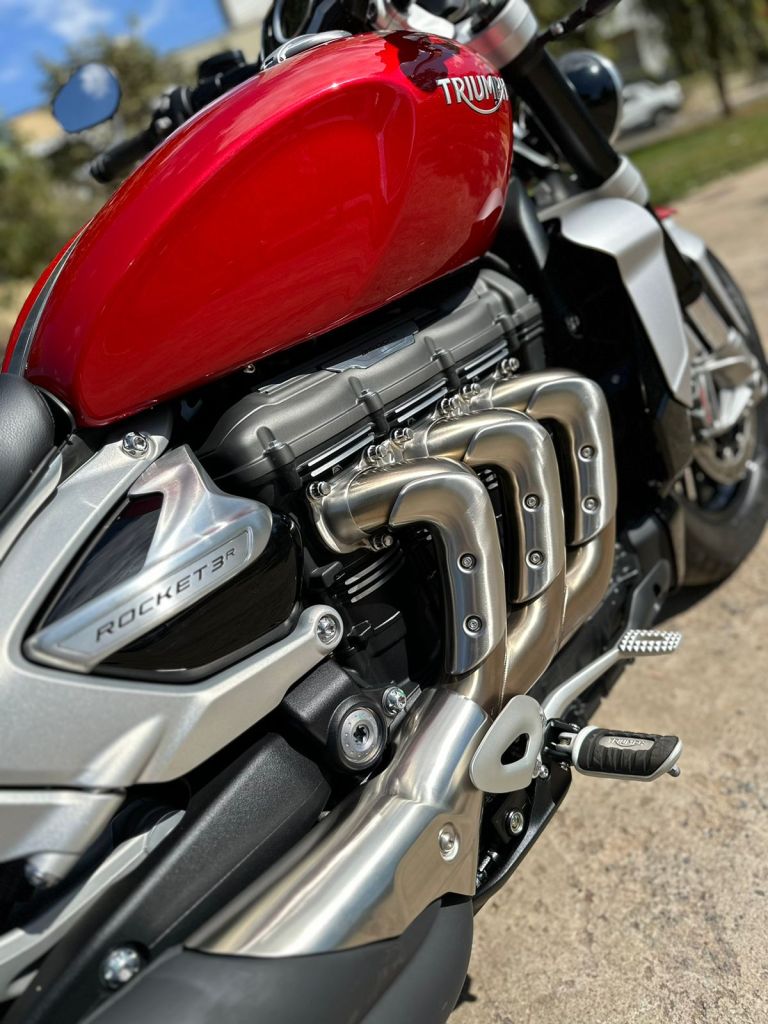 Triumph ROCKET 3R 2021/2021 - Chibiu Motos - Motos Nacionais e Importadas, Oficina Especializada, Loja de PeÃ§as, AcessÃ³rios e Boutique - Patos de Minas/MG