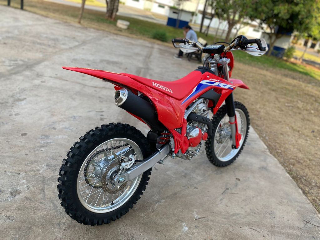 Honda CRF 250 2024/2024 - Chibiu Motos - Motos Nacionais e Importadas, Oficina Especializada, Loja de PeÃ§as, AcessÃ³rios e Boutique - Patos de Minas/MG