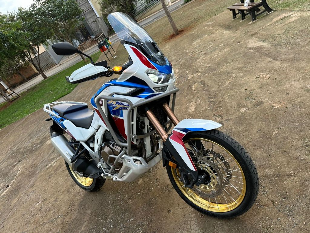 Honda AFRICA TWIN  2021/2021 - Chibiu Motos - Motos Nacionais e Importadas, Oficina Especializada, Loja de PeÃ§as, AcessÃ³rios e Boutique - Patos de Minas/MG