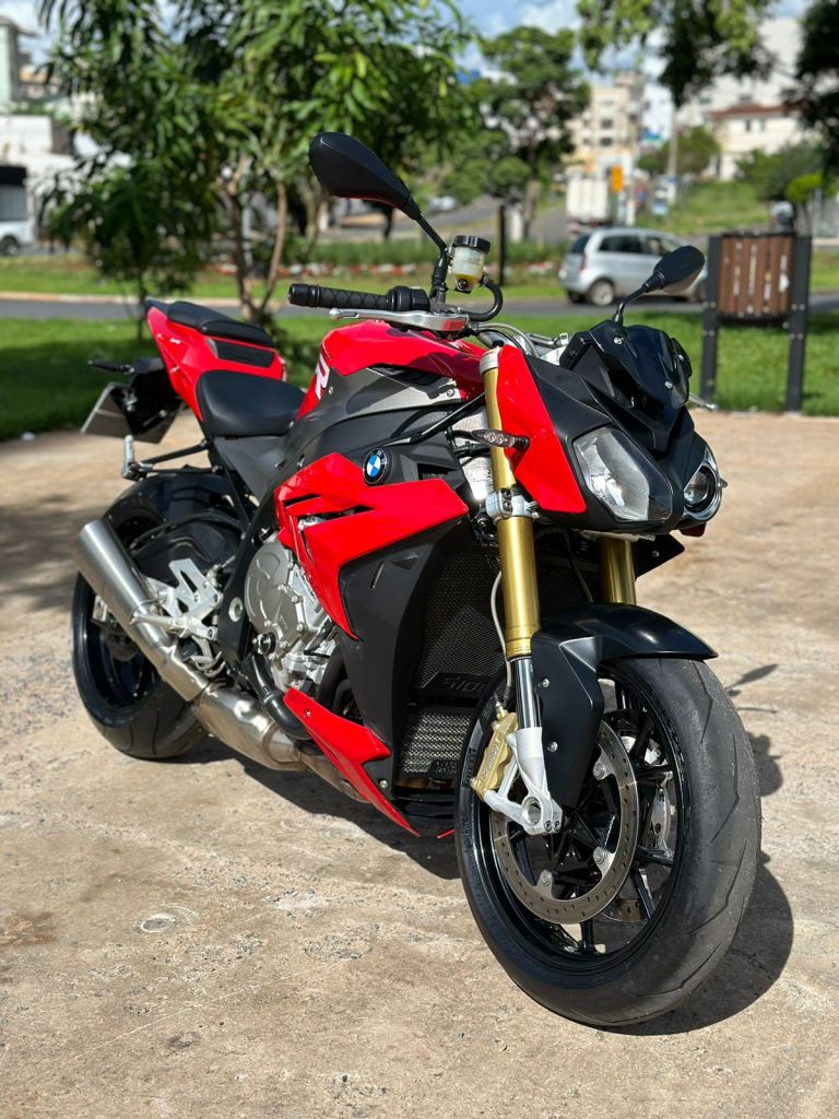 BMW S 1000 R 2015/2015 - Chibiu Motos - Motos Nacionais e Importadas, Oficina Especializada, Loja de PeÃ§as, AcessÃ³rios e Boutique - Patos de Minas/MG