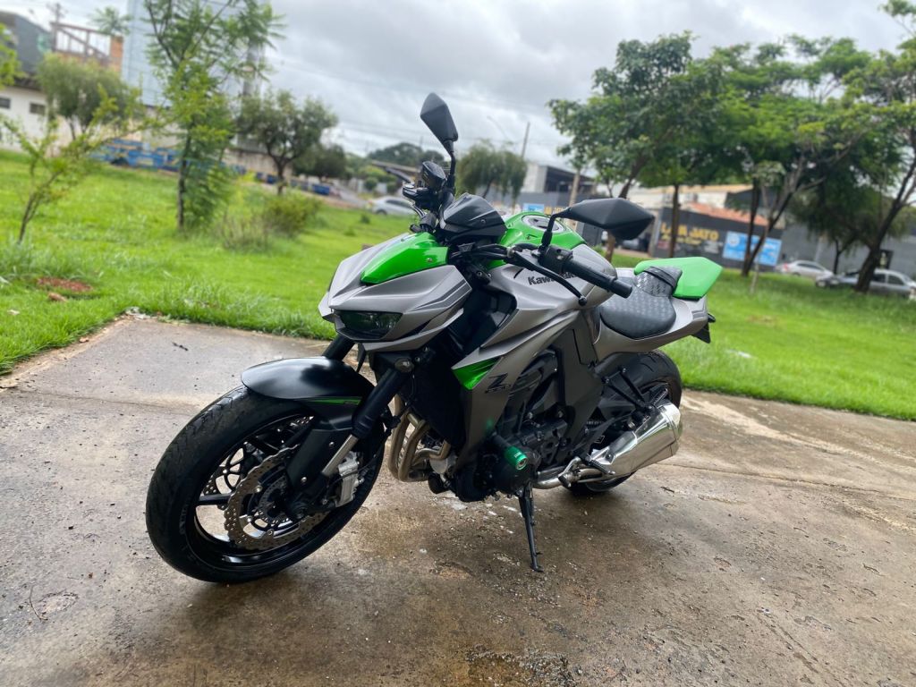 Kawasaki Z 1000 2016/2017 - Chibiu Motos - Motos Nacionais e Importadas, Oficina Especializada, Loja de PeÃ§as, AcessÃ³rios e Boutique - Patos de Minas/MG