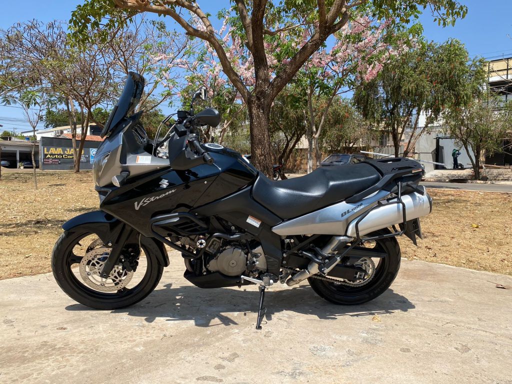 Suzuki V-Strom 1000 2008/2009 - Chibiu Motos - Motos Nacionais e Importadas, Oficina Especializada, Loja de PeÃ§as, AcessÃ³rios e Boutique - Patos de Minas/MG