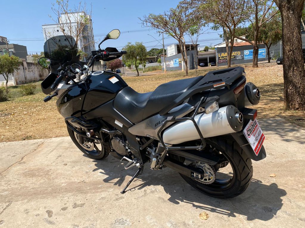 Suzuki V-Strom 1000 2008/2009 - Chibiu Motos - Motos Nacionais e Importadas, Oficina Especializada, Loja de PeÃ§as, AcessÃ³rios e Boutique - Patos de Minas/MG