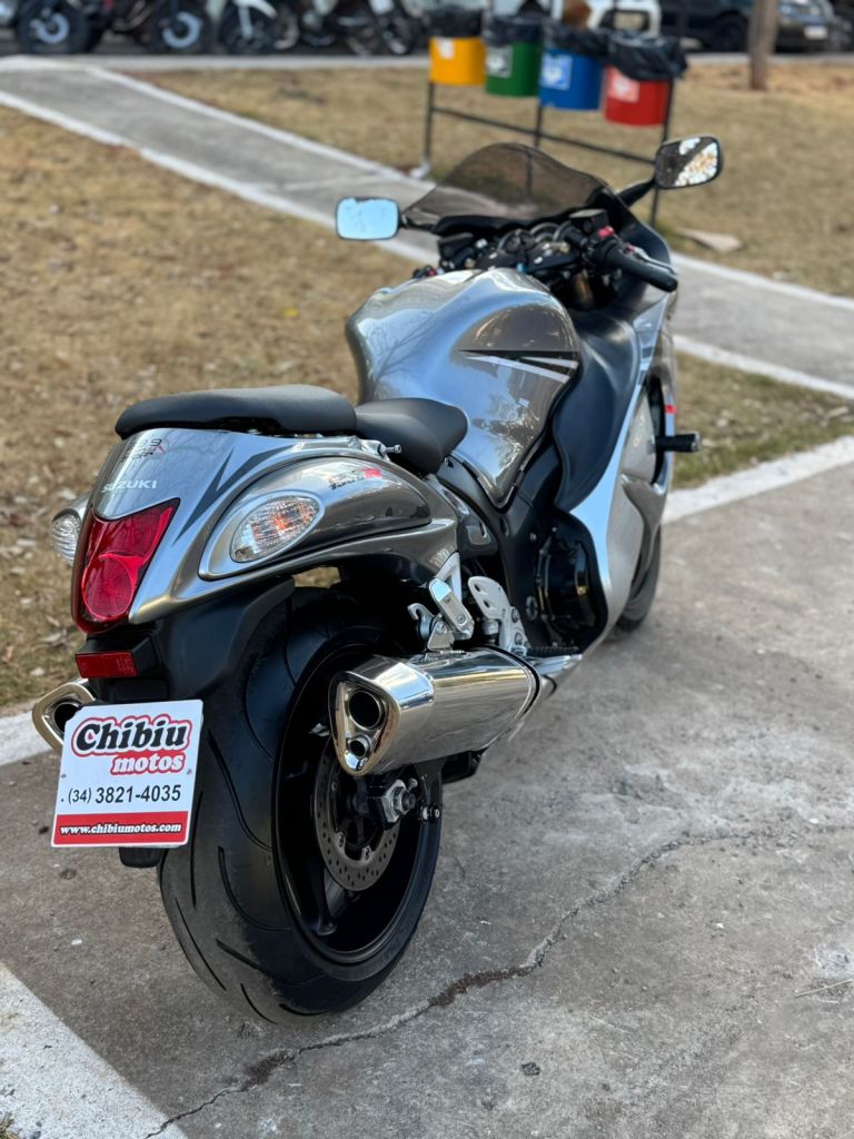 Suzuki GSX 1300 Hayabusa 2010/2011 - Chibiu Motos - Motos Nacionais e Importadas, Oficina Especializada, Loja de PeÃ§as, AcessÃ³rios e Boutique - Patos de Minas/MG