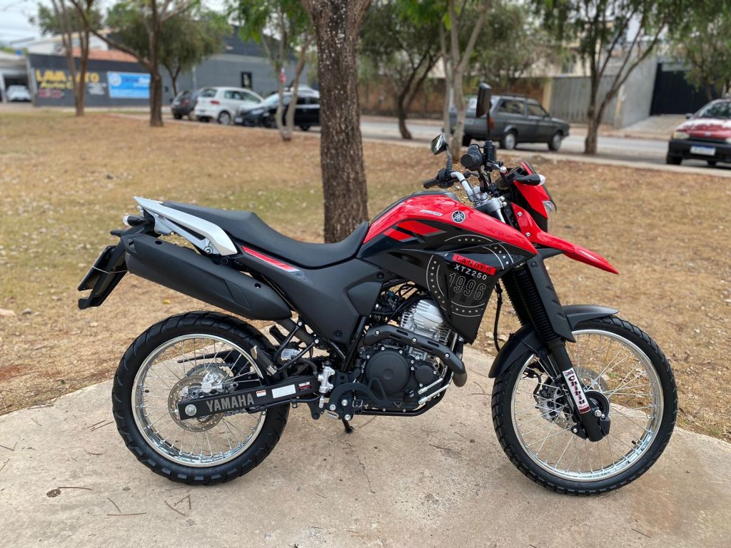 Yamaha Lander 250 2022/2023 - Chibiu Motos - Motos Nacionais e Importadas, Oficina Especializada, Loja de PeÃ§as, AcessÃ³rios e Boutique - Patos de Minas/MG