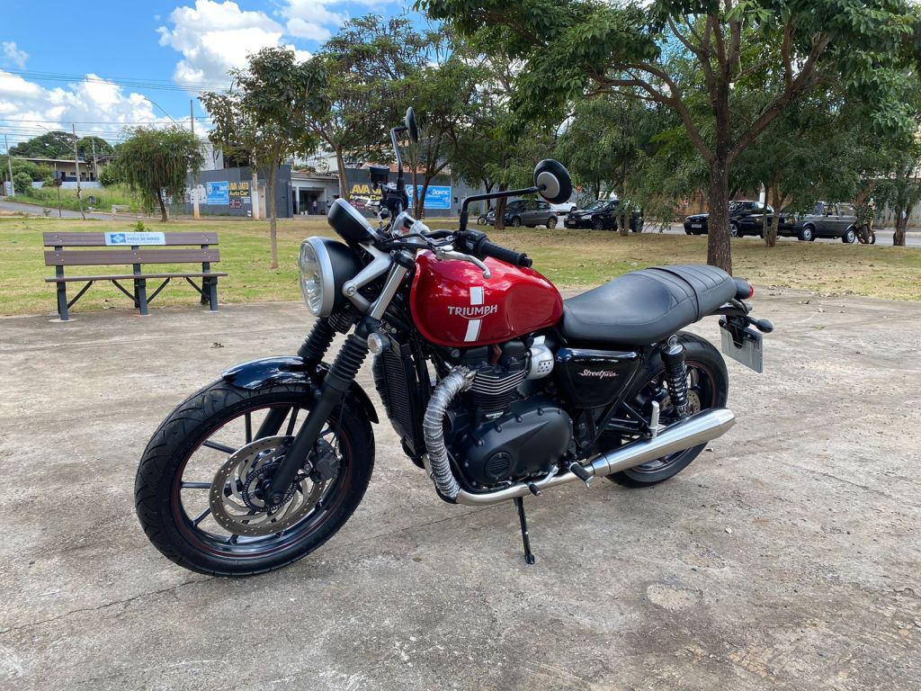 Triumph STREET TWIN  2017/2017 - Chibiu Motos - Motos Nacionais e Importadas, Oficina Especializada, Loja de PeÃ§as, AcessÃ³rios e Boutique - Patos de Minas/MG