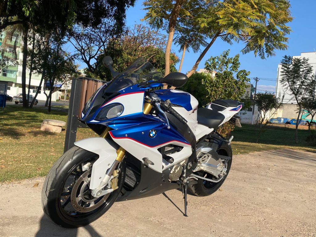 BMW S 1000 RR 2015/2016 - Chibiu Motos - Motos Nacionais e Importadas, Oficina Especializada, Loja de PeÃ§as, AcessÃ³rios e Boutique - Patos de Minas/MG