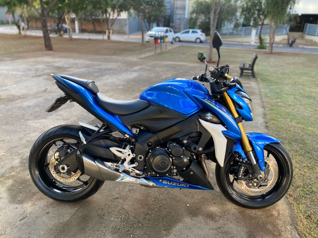 Suzuki GSX S 1000 A 2016/2017 - Chibiu Motos - Motos Nacionais e Importadas, Oficina Especializada, Loja de PeÃ§as, AcessÃ³rios e Boutique - Patos de Minas/MG