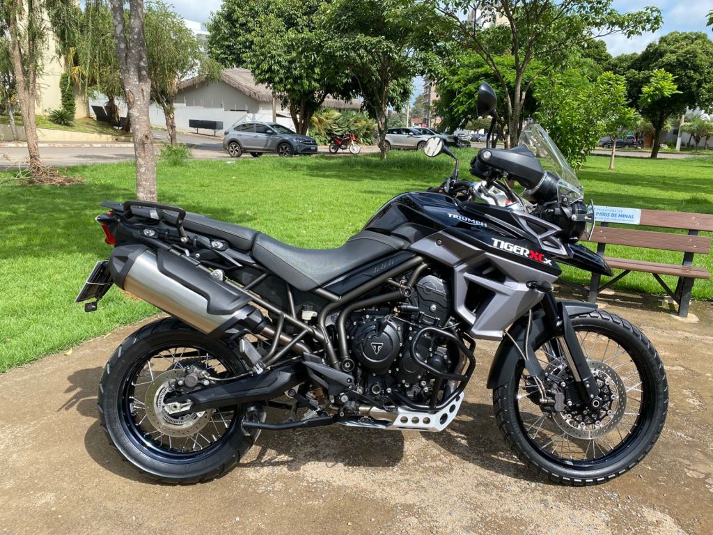 Triumph Tiger 800 XCX 2017/2017 - Chibiu Motos - Motos Nacionais e Importadas, Oficina Especializada, Loja de PeÃ§as, AcessÃ³rios e Boutique - Patos de Minas/MG