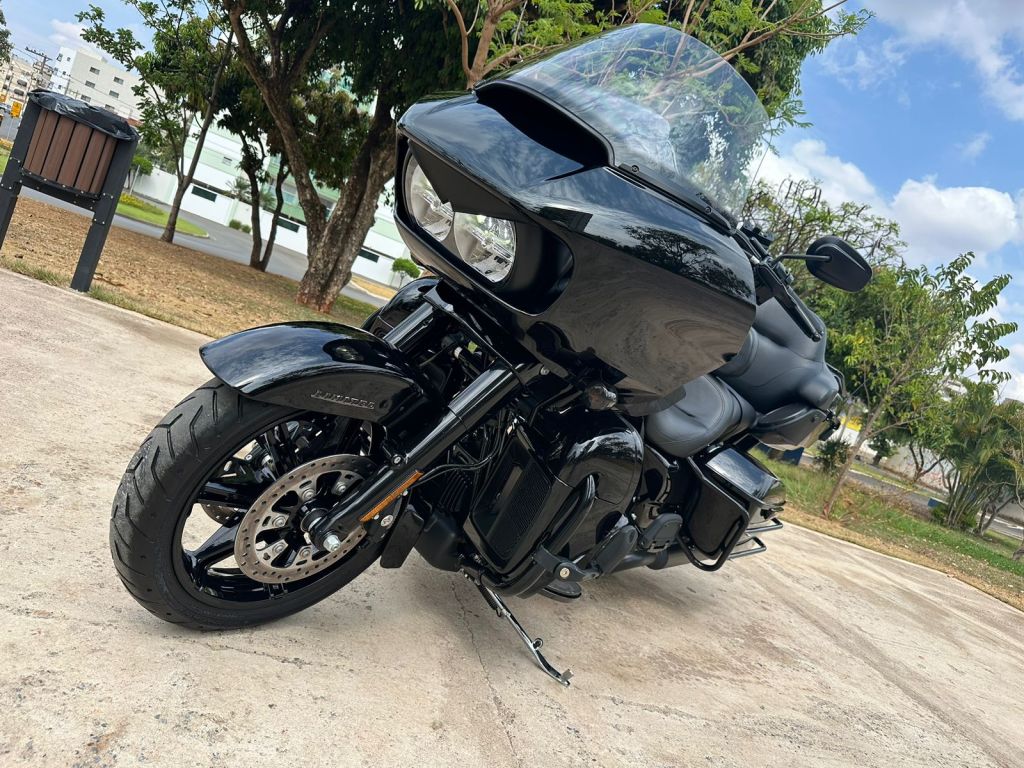 Harley-Davidson ROAD GLIDE 114 2023/2023 - Chibiu Motos - Motos Nacionais e Importadas, Oficina Especializada, Loja de PeÃ§as, AcessÃ³rios e Boutique - Patos de Minas/MG