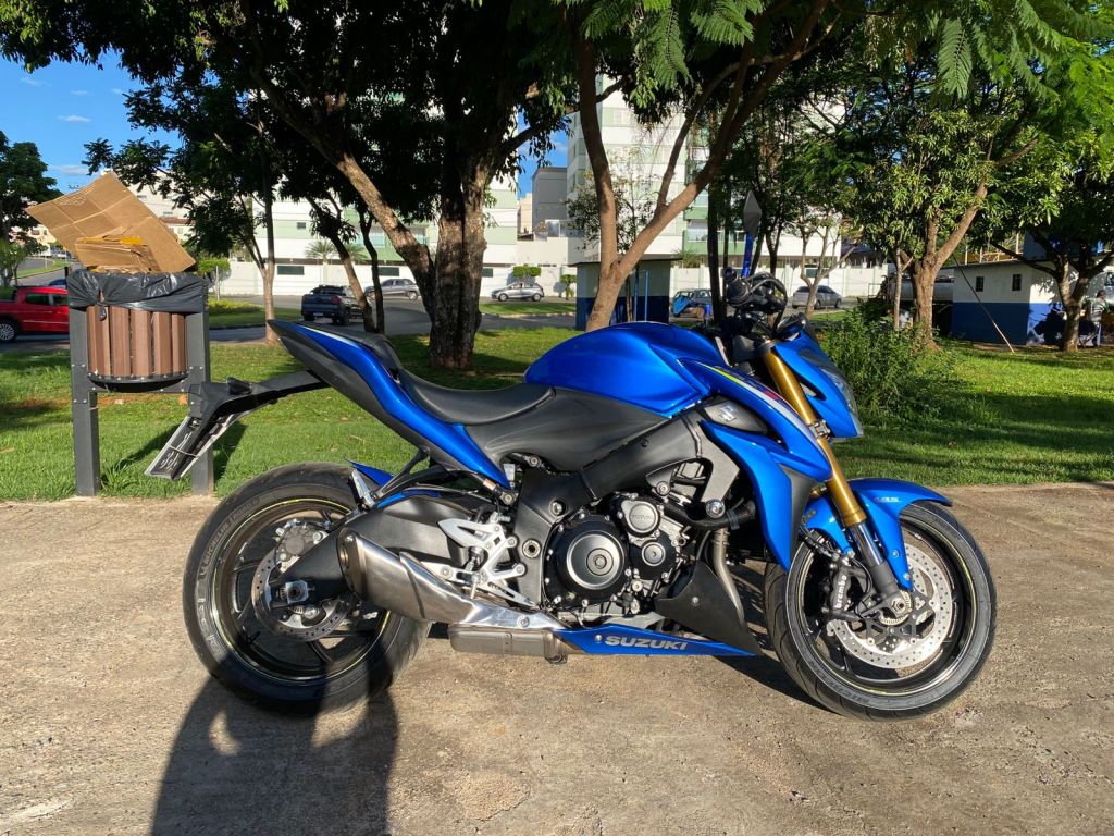 Suzuki GSX S 1000 A 2017/2018 - Chibiu Motos - Motos Nacionais e Importadas, Oficina Especializada, Loja de PeÃ§as, AcessÃ³rios e Boutique - Patos de Minas/MG