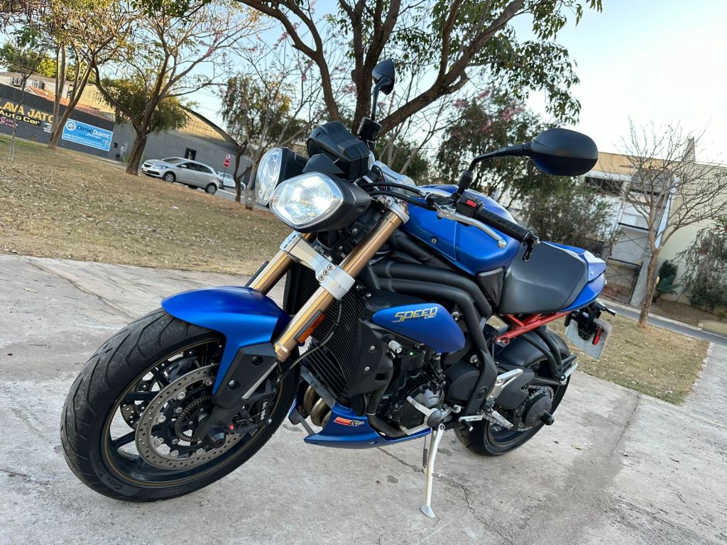 Triumph SPEED TRIPLE 1050 2014/2014 - Chibiu Motos - Motos Nacionais e Importadas, Oficina Especializada, Loja de PeÃ§as, AcessÃ³rios e Boutique - Patos de Minas/MG