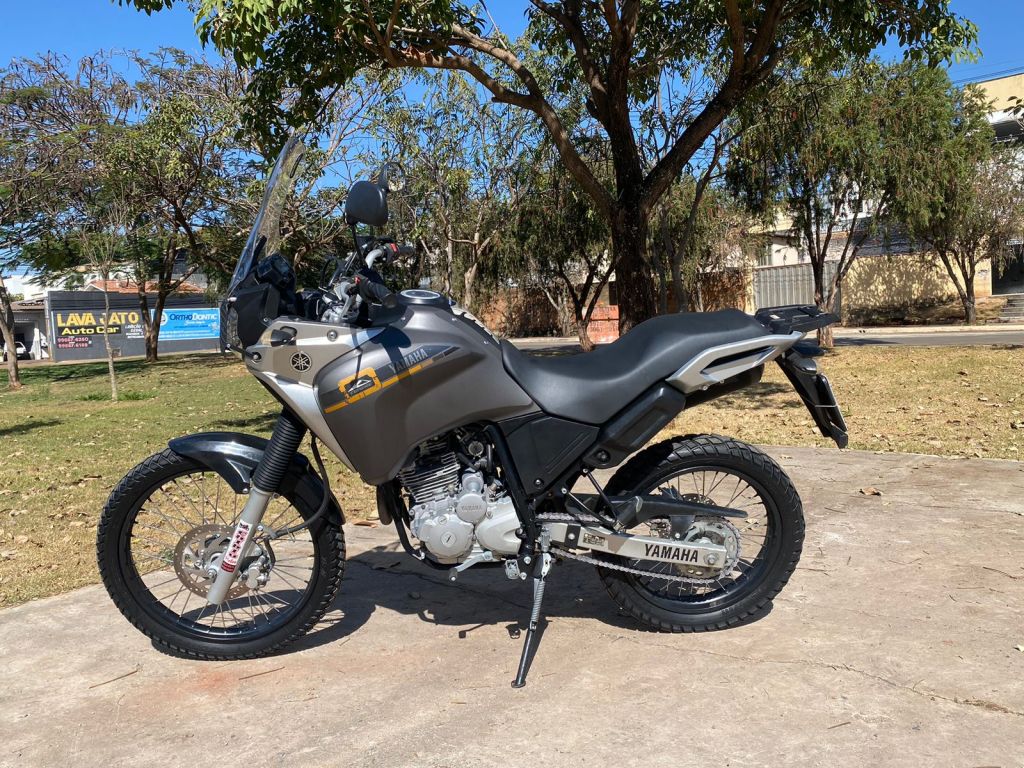 Yamaha Tenere 250 2015/2016 - Chibiu Motos - Motos Nacionais e Importadas, Oficina Especializada, Loja de PeÃ§as, AcessÃ³rios e Boutique - Patos de Minas/MG