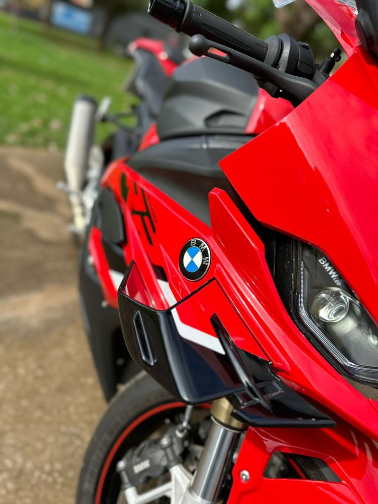 BMW S 1000 RR 2023/2024 - Chibiu Motos - Motos Nacionais e Importadas, Oficina Especializada, Loja de PeÃ§as, AcessÃ³rios e Boutique - Patos de Minas/MG