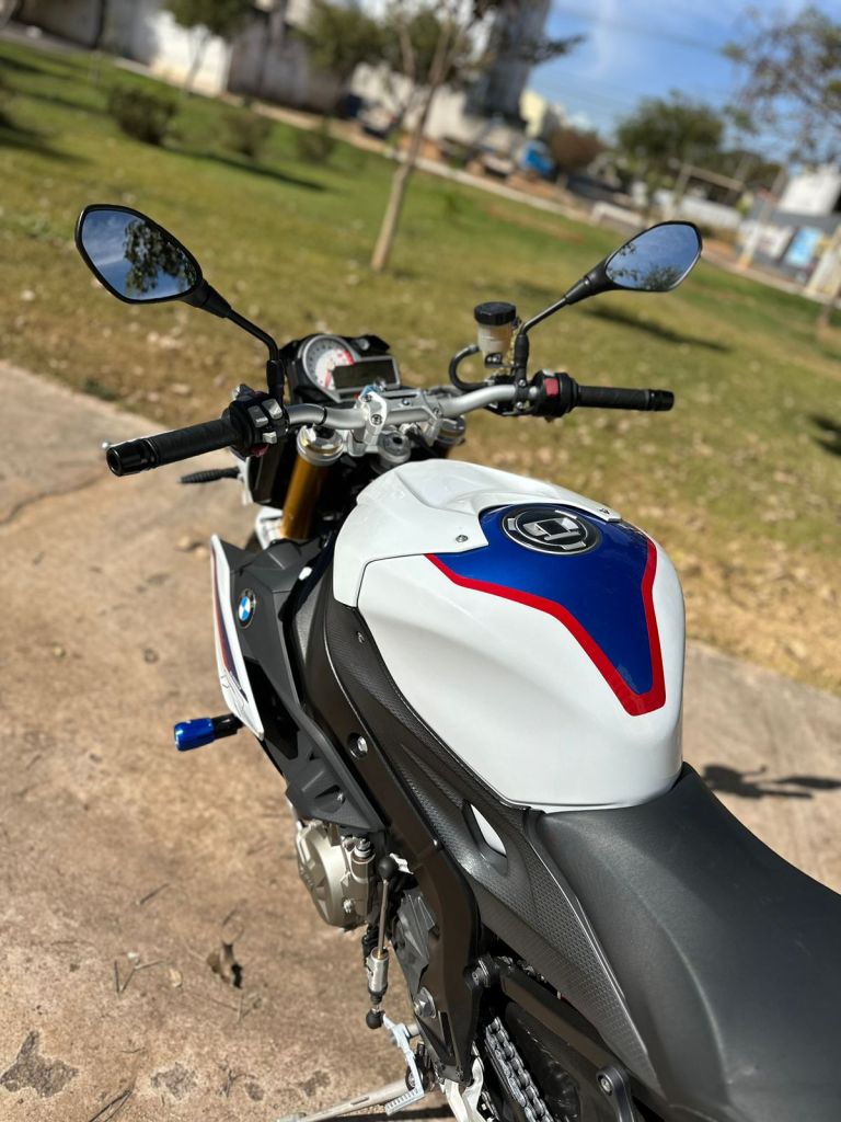 BMW S 1000 R 2018/2018 - Chibiu Motos - Motos Nacionais e Importadas, Oficina Especializada, Loja de PeÃ§as, AcessÃ³rios e Boutique - Patos de Minas/MG