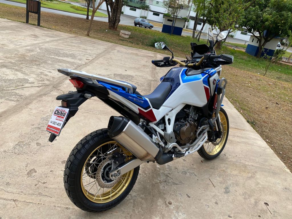 Honda AFRICA TWIN  2022/2022 - Chibiu Motos - Motos Nacionais e Importadas, Oficina Especializada, Loja de PeÃ§as, AcessÃ³rios e Boutique - Patos de Minas/MG