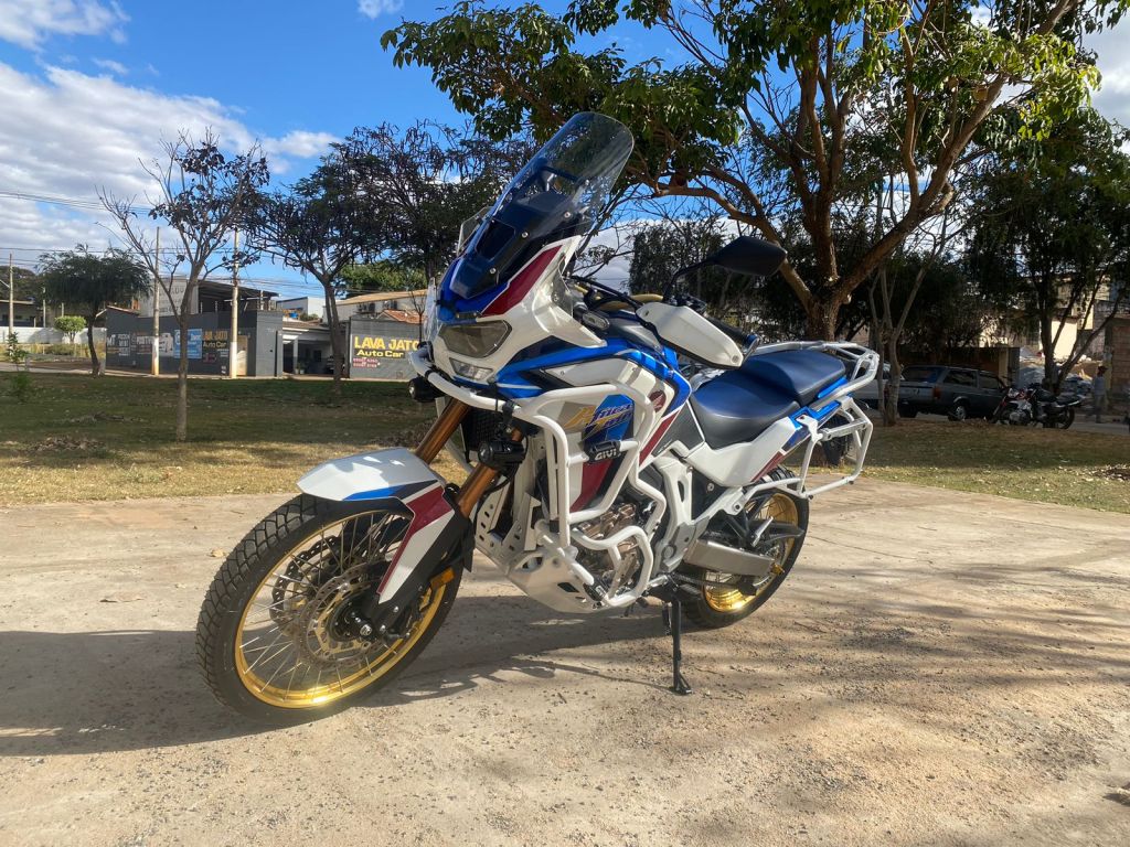 Honda AFRICA TWIN  2022/2022 - Chibiu Motos - Motos Nacionais e Importadas, Oficina Especializada, Loja de PeÃ§as, AcessÃ³rios e Boutique - Patos de Minas/MG