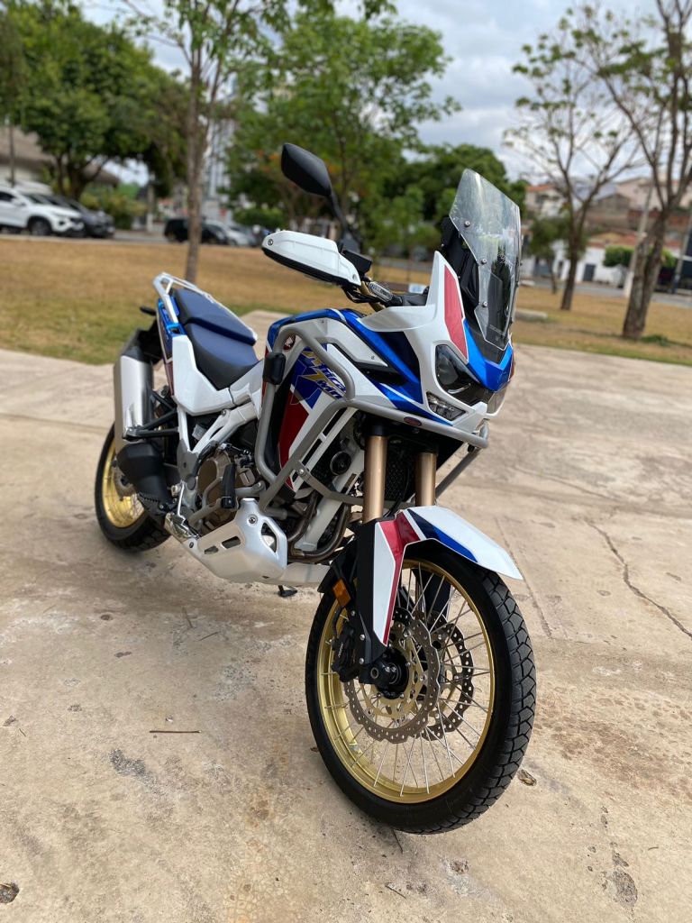 Honda AFRICA TWIN  2022/2022 - Chibiu Motos - Motos Nacionais e Importadas, Oficina Especializada, Loja de PeÃ§as, AcessÃ³rios e Boutique - Patos de Minas/MG