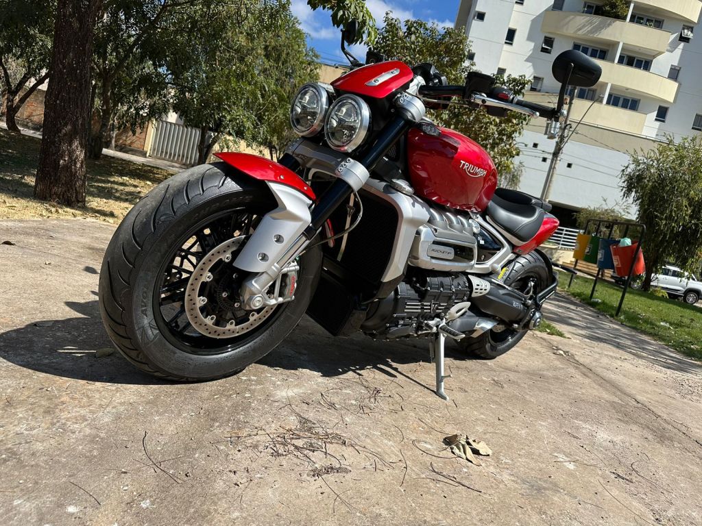 Triumph ROCKET 3R 2021/2021 - Chibiu Motos - Motos Nacionais e Importadas, Oficina Especializada, Loja de PeÃ§as, AcessÃ³rios e Boutique - Patos de Minas/MG