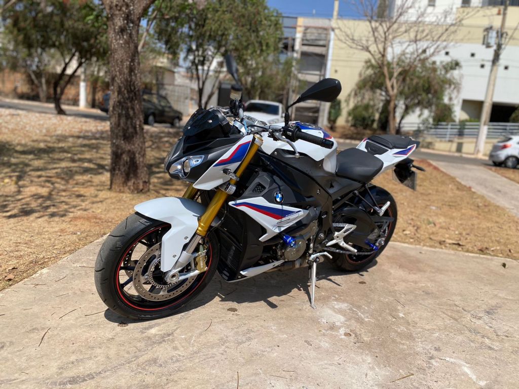 BMW S 1000 R 2018/2018 - Chibiu Motos - Motos Nacionais e Importadas, Oficina Especializada, Loja de PeÃ§as, AcessÃ³rios e Boutique - Patos de Minas/MG