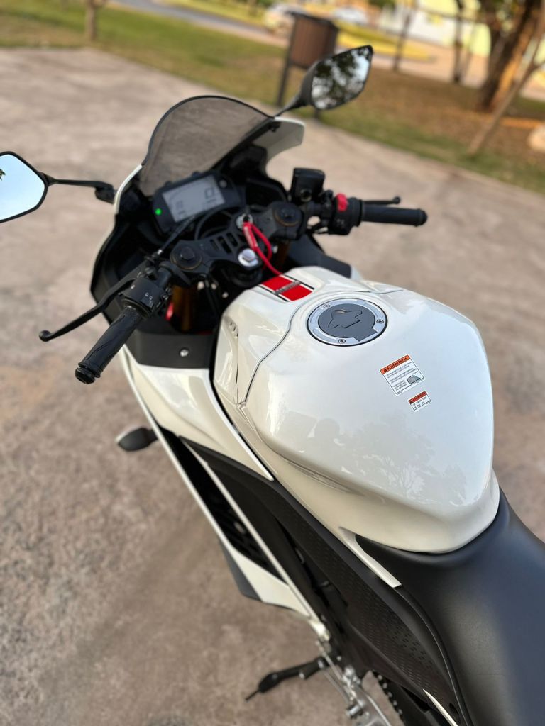 Yamaha R3 320cc 2022/2023 - Chibiu Motos - Motos Nacionais e Importadas, Oficina Especializada, Loja de PeÃ§as, AcessÃ³rios e Boutique - Patos de Minas/MG