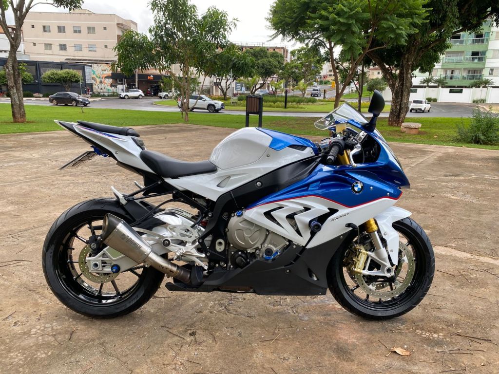 BMW S 1000 RR 2015/2016 - Chibiu Motos - Motos Nacionais e Importadas, Oficina Especializada, Loja de PeÃ§as, AcessÃ³rios e Boutique - Patos de Minas/MG