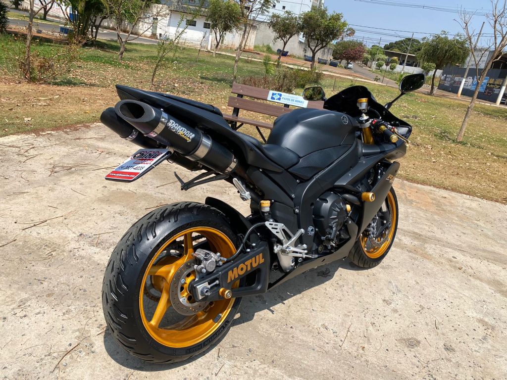 Yamaha R1 2007/2008 - Chibiu Motos - Motos Nacionais e Importadas, Oficina Especializada, Loja de PeÃ§as, AcessÃ³rios e Boutique - Patos de Minas/MG