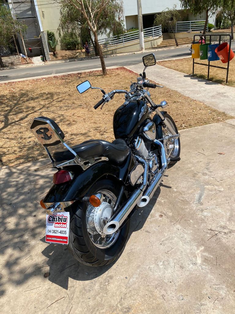 Honda SHADOW 600 2002/2002 - Chibiu Motos - Motos Nacionais e Importadas, Oficina Especializada, Loja de PeÃ§as, AcessÃ³rios e Boutique - Patos de Minas/MG