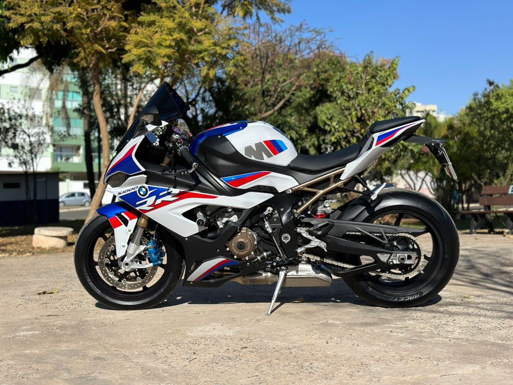 BMW S 1000 RR 2022/2022 - Chibiu Motos - Motos Nacionais e Importadas, Oficina Especializada, Loja de PeÃ§as, AcessÃ³rios e Boutique - Patos de Minas/MG