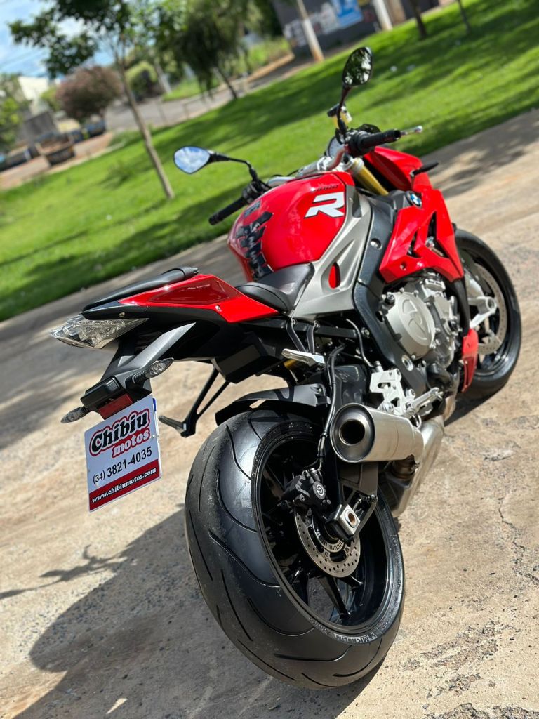 BMW S 1000 R 2015/2015 - Chibiu Motos - Motos Nacionais e Importadas, Oficina Especializada, Loja de PeÃ§as, AcessÃ³rios e Boutique - Patos de Minas/MG