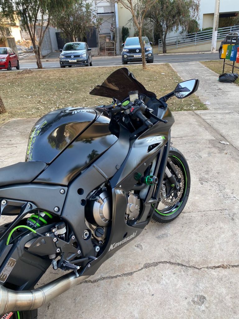 Kawasaki ZX 10 2014/2015 - Chibiu Motos - Motos Nacionais e Importadas, Oficina Especializada, Loja de PeÃ§as, AcessÃ³rios e Boutique - Patos de Minas/MG