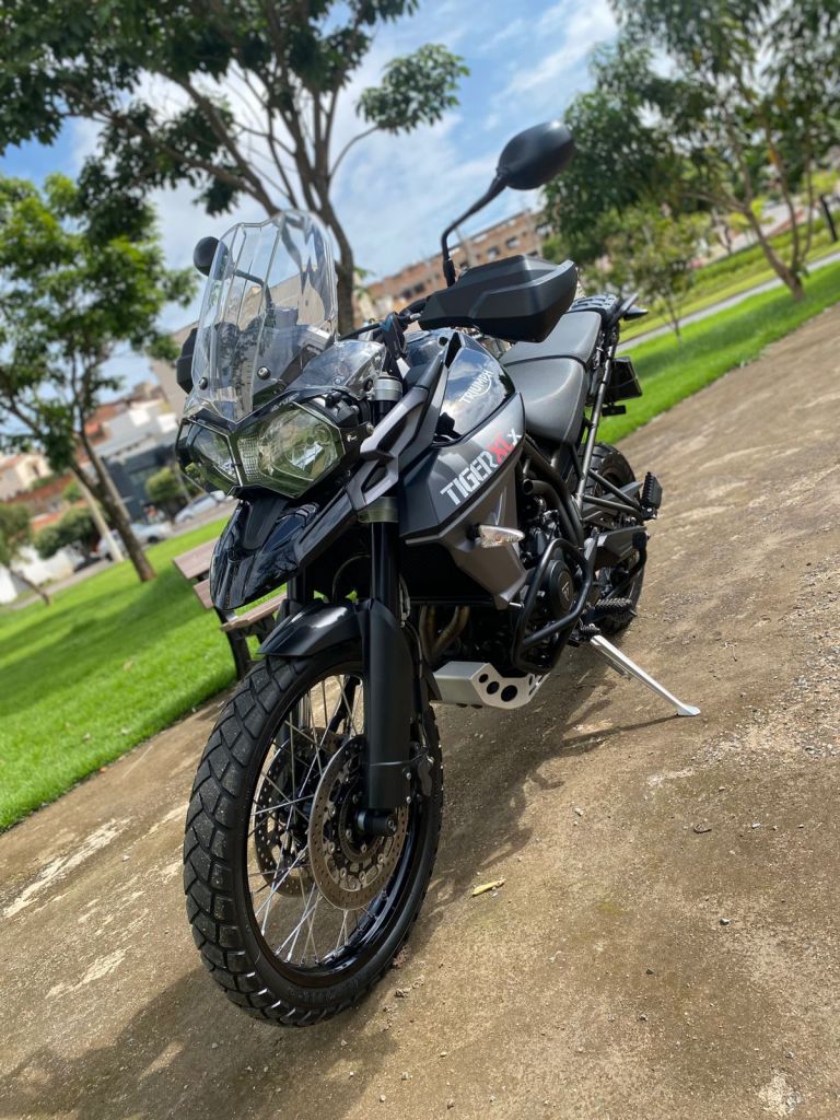 Triumph Tiger 800 XCX 2017/2017 - Chibiu Motos - Motos Nacionais e Importadas, Oficina Especializada, Loja de PeÃ§as, AcessÃ³rios e Boutique - Patos de Minas/MG