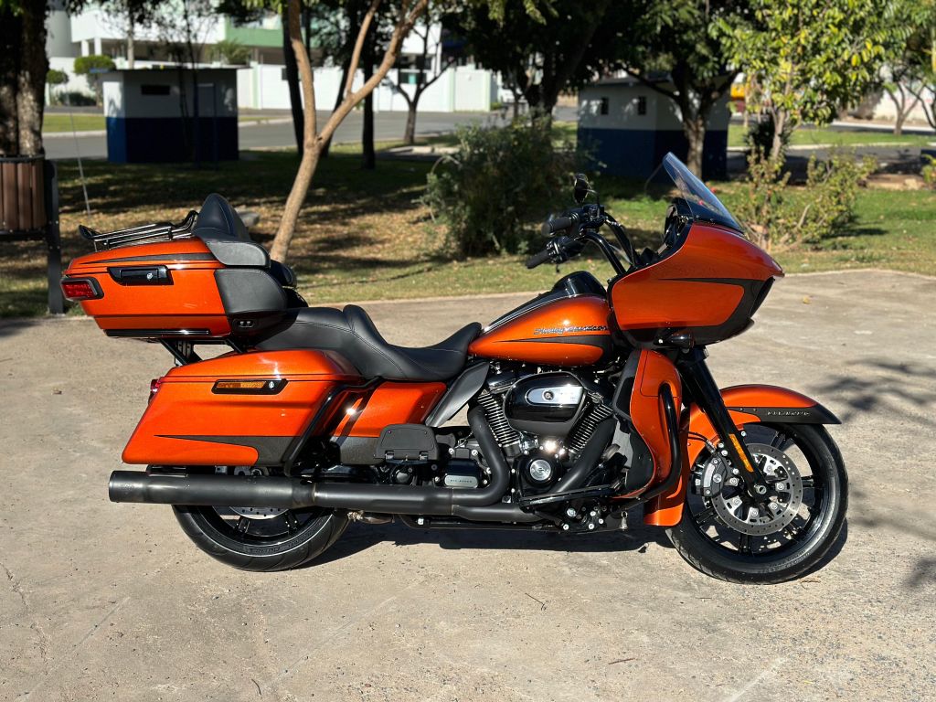 Harley-Davidson ROAD GLIDE 114 2020/2020 - Chibiu Motos - Motos Nacionais e Importadas, Oficina Especializada, Loja de PeÃ§as, AcessÃ³rios e Boutique - Patos de Minas/MG
