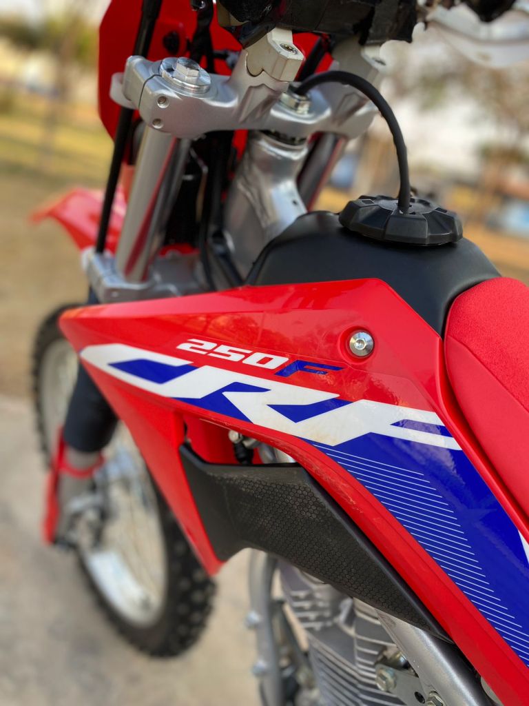 Honda CRF 250 2024/2024 - Chibiu Motos - Motos Nacionais e Importadas, Oficina Especializada, Loja de PeÃ§as, AcessÃ³rios e Boutique - Patos de Minas/MG