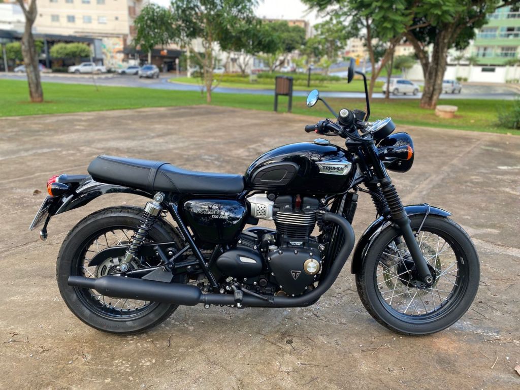 Triumph BONNEVILLE T 100  2018/2019