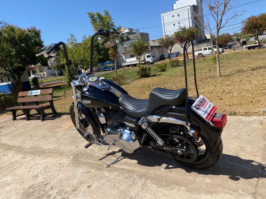 Harley-Davidson SUPER GLIDE  2010/2010 - Chibiu Motos - Motos Nacionais e Importadas, Oficina Especializada, Loja de PeÃ§as, AcessÃ³rios e Boutique - Patos de Minas/MG