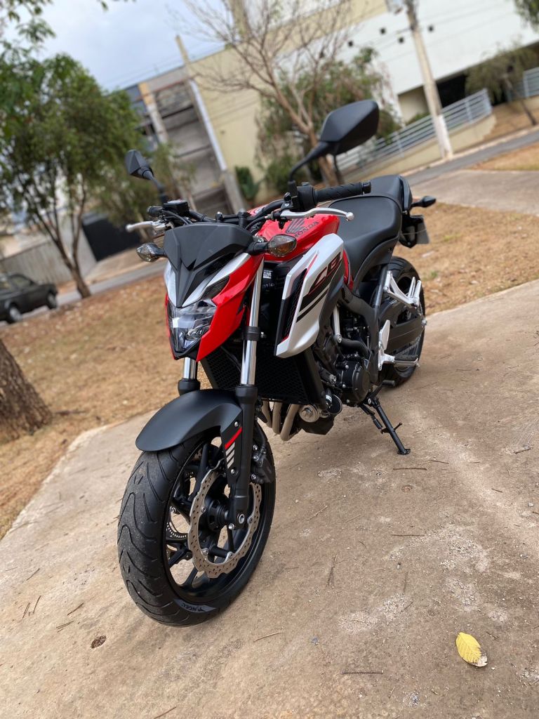 Honda CB 650 F  2018/2018 - Chibiu Motos - Motos Nacionais e Importadas, Oficina Especializada, Loja de PeÃ§as, AcessÃ³rios e Boutique - Patos de Minas/MG