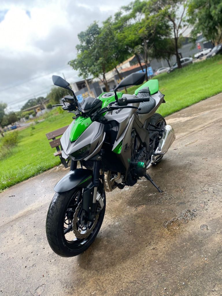 Kawasaki Z 1000 2016/2017 - Chibiu Motos - Motos Nacionais e Importadas, Oficina Especializada, Loja de PeÃ§as, AcessÃ³rios e Boutique - Patos de Minas/MG