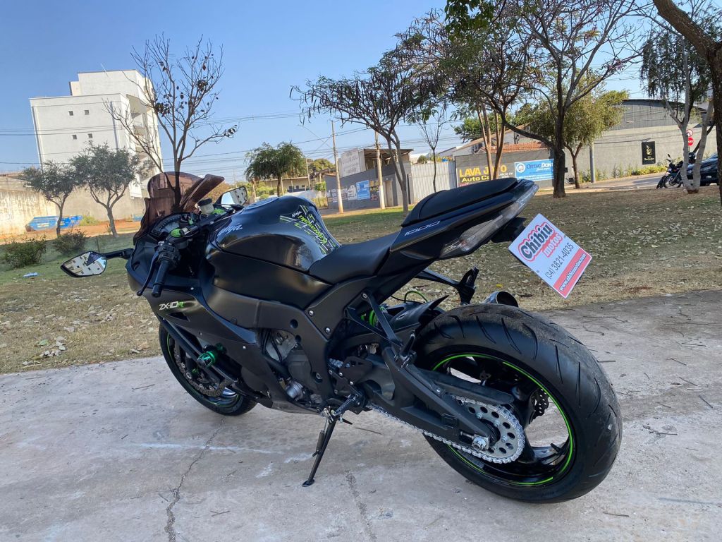 Kawasaki ZX 10 2014/2015 - Chibiu Motos - Motos Nacionais e Importadas, Oficina Especializada, Loja de PeÃ§as, AcessÃ³rios e Boutique - Patos de Minas/MG