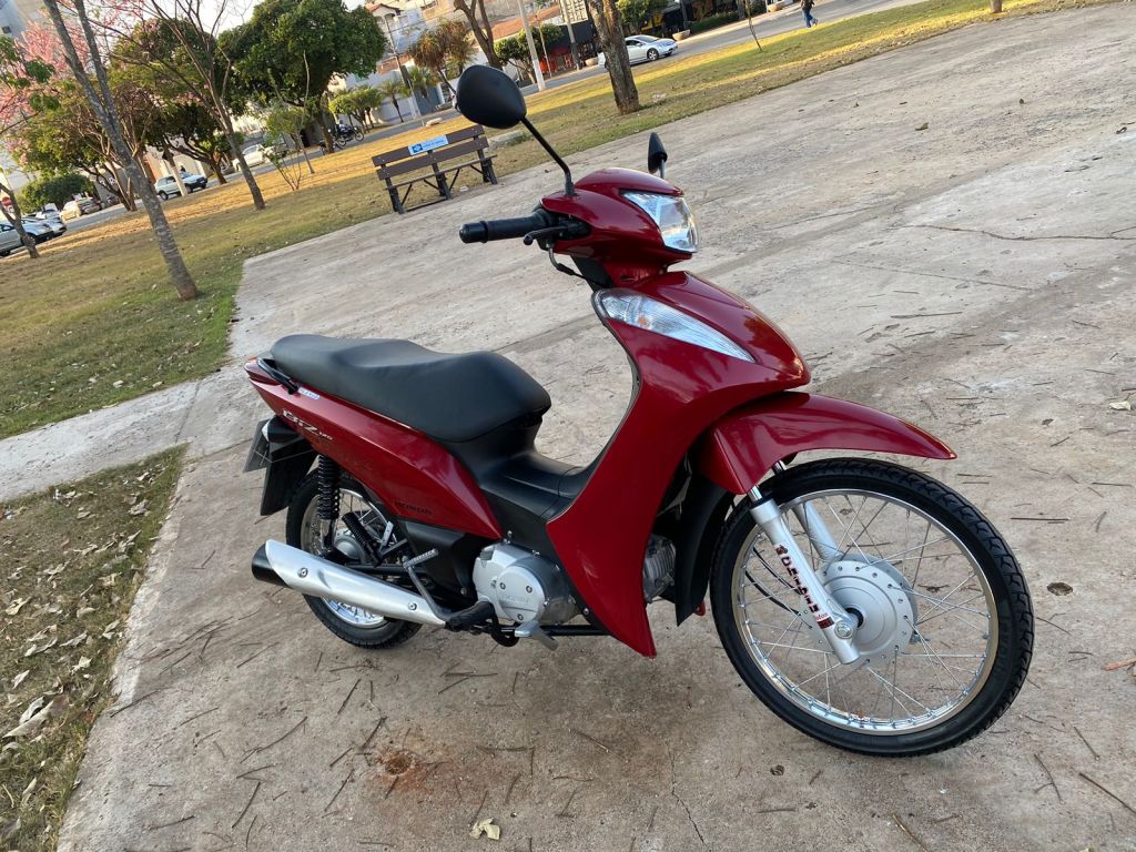 Honda Biz 125 2014/2014 - Chibiu Motos - Motos Nacionais e Importadas, Oficina Especializada, Loja de PeÃ§as, AcessÃ³rios e Boutique - Patos de Minas/MG