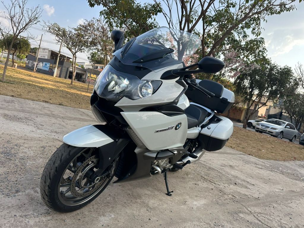 BMW K 1600 GT 2012/2013 - Chibiu Motos - Motos Nacionais e Importadas, Oficina Especializada, Loja de PeÃ§as, AcessÃ³rios e Boutique - Patos de Minas/MG